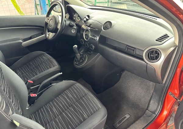 Mazda 2 cena 12999 przebieg: 186000, rok produkcji 2009 z Szczecin małe 301